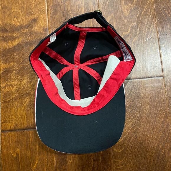 The Game Vintage Quantum Performance Tuned Car Parts Black Red Cap Hat One Size - Picture 7 of 8